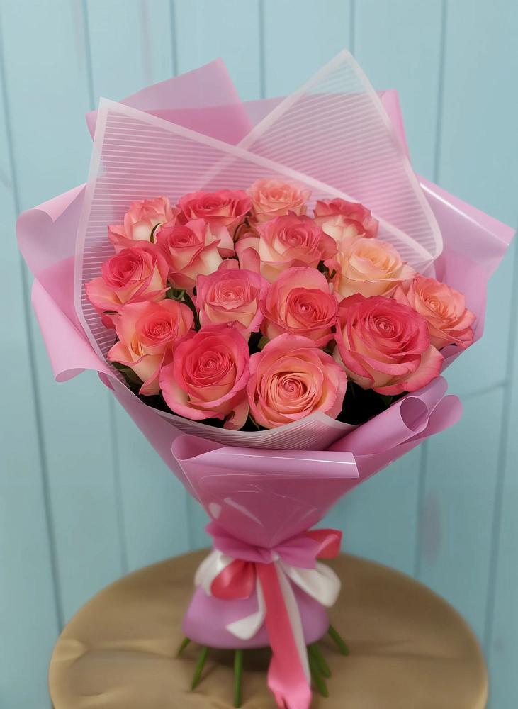 Букет 15 Розовых роз Равель в Веселом Ставропольского края