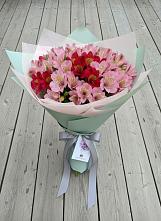 Букет цветов из:  Альстромерии в Веселом Ставропольского края