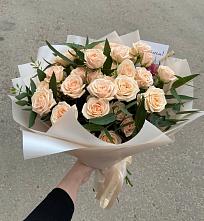 Букет Кремовые розы Латте в Веселом Ставропольского края