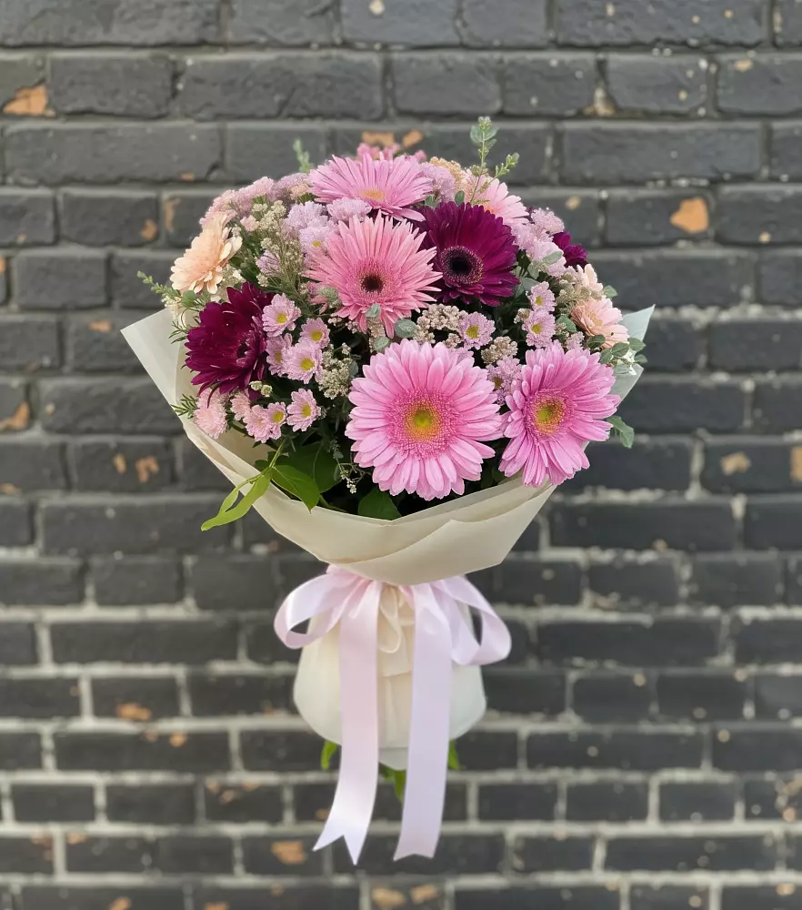 Букет цветов из: Герберы и Хризантемы в Веселом Ставропольского края