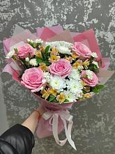 Букет цветов из:  Гвоздики, Орхидеи и Розы #REPLACE_PRED# Веселом Ставропольского края