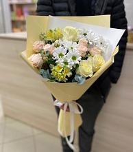 Букет цветов из:  Альстромерии, Розы и Хризантемы в Веселом Ставропольского края