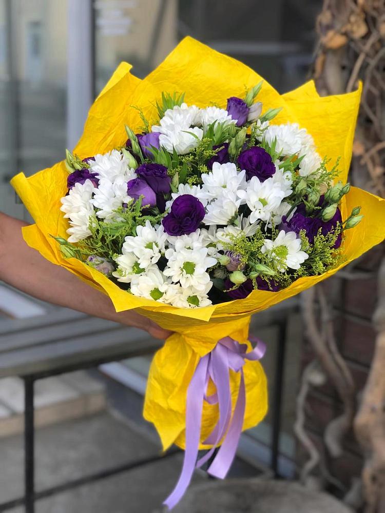 Букет цветов из: Ирисы, Хризантемы и Ромашки в Веселом Ставропольского края