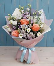 Букет цветов из:  Лизиантусы, Розы, Альстромерии и Гипсофила в Веселом Ставропольского края