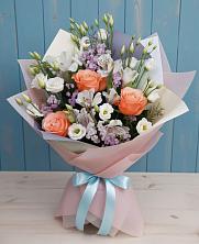 Букет цветов из:  Лизиантусы, Розы, Альстромерии и Гипсофила в Веселом Ставропольского края