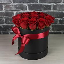 Цветочная композиция из Розы в шляпной коробке в Веселом Ставропольского края