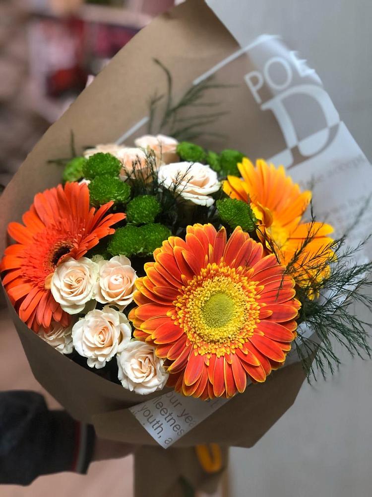 Букет цветов из: Герберы, Хризантемы и Розы в Веселом Ставропольского края