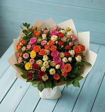 Букет Микс из разноцветных кустовых роз в Веселом Ставропольского края