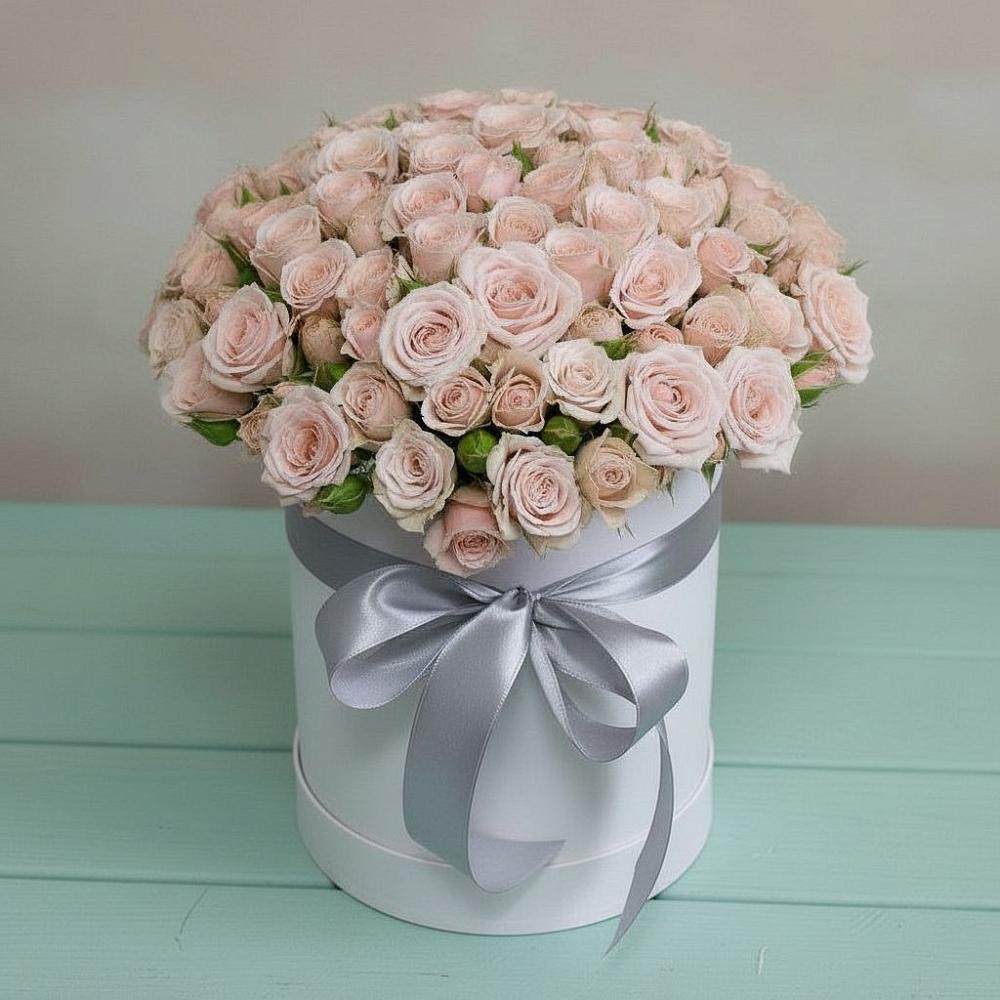 Цветочная композиция из Розы в шляпной коробке в Веселом Ставропольского края